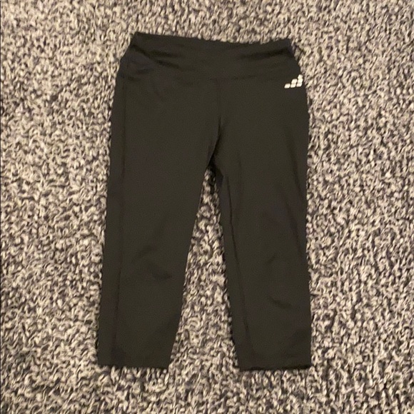 BCG Capri and Shorts Set Size XS 6/6X - Picture 3 of 3